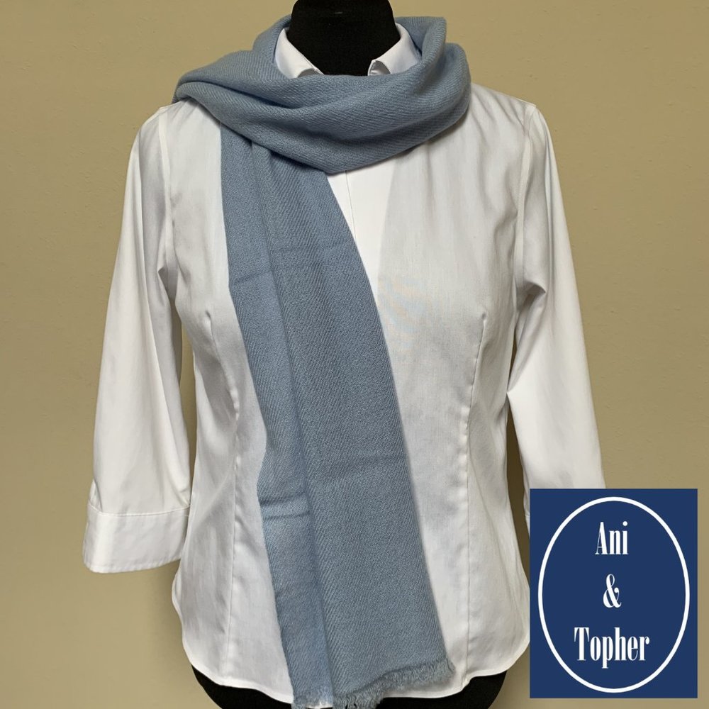 100% Cashmere Scarf NWT - Picture 5 of 9